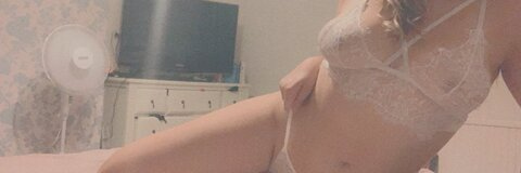 emilyrosexo1 onlyfans leaked picture 2