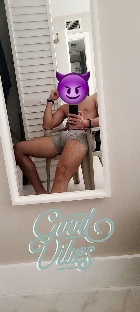 spoiledlatino onlyfans leaked picture 2